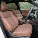 【画像】これ１台あればどこでも行ける！　電気×SUVが描く無限の可能性【三菱 アウトランダーPHEV】 〜 画像14