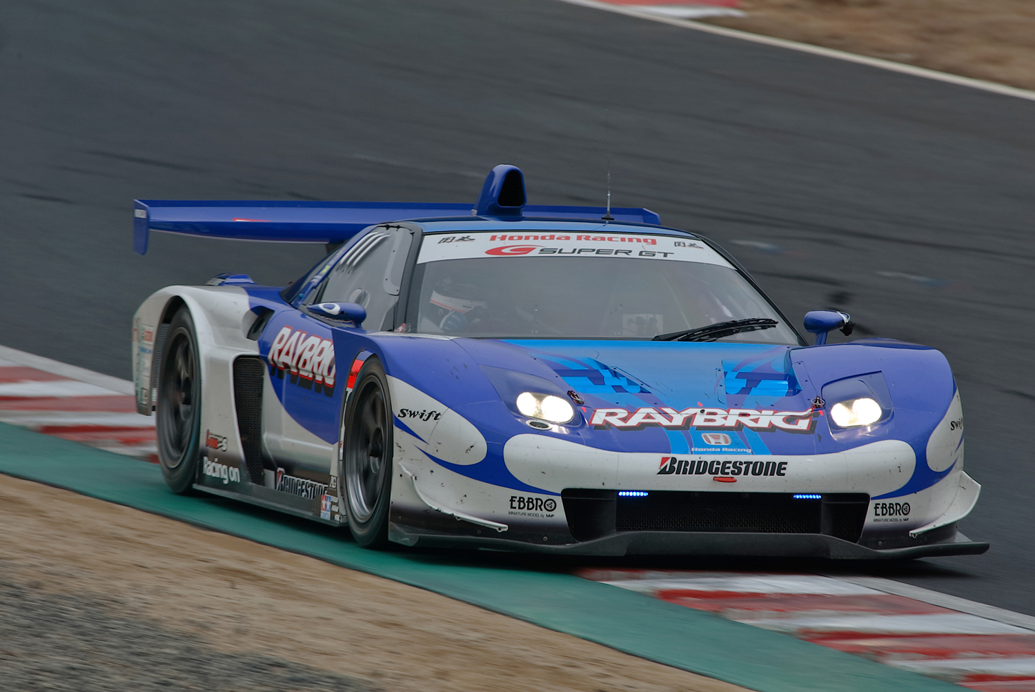 ホンダ NSX-R GT（2005年度 100号車） 〜 画像9