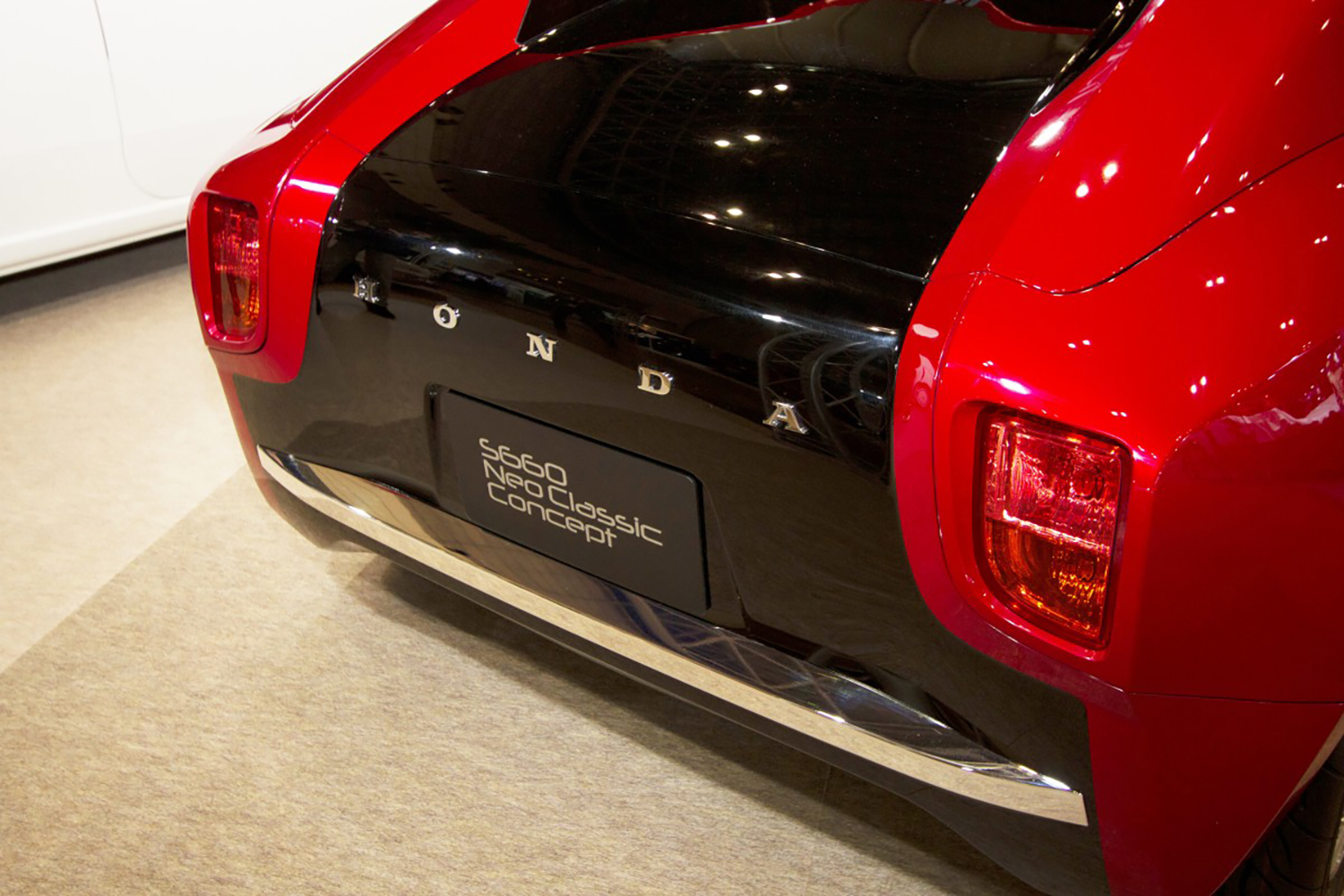 純正アクセサリーメーカーの意地とプライドで生まれた傑作ボディキット「S660 ネオクラシック」に敬礼 〜 画像3