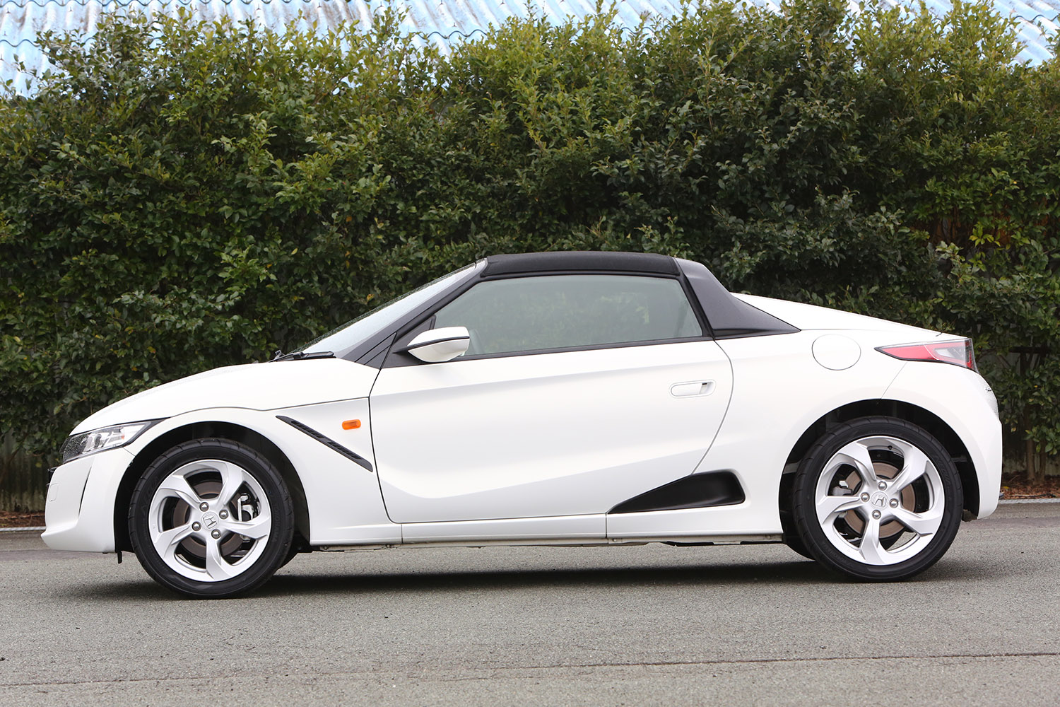 純正アクセサリーメーカーの意地とプライドで生まれた傑作ボディキット「S660 ネオクラシック」に敬礼 〜 画像26