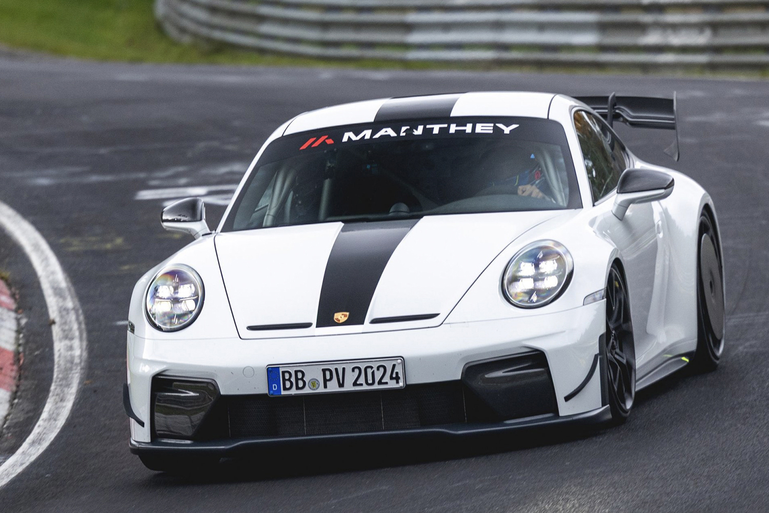 ポルシェ 911GT3 マンタイキット装着車 〜 画像10