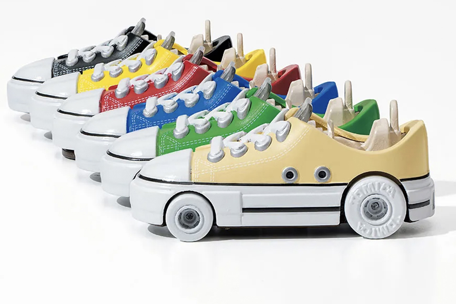 ドリームトミカ・コンバースオールスターコレクション