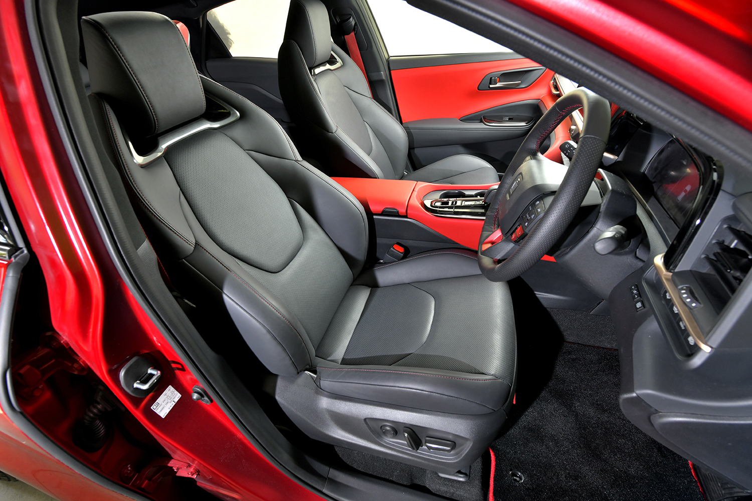 トヨタ・クラウンスポーツのシート