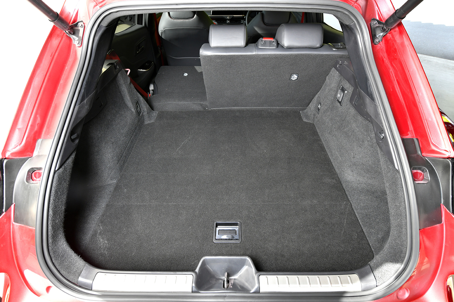 トヨタ・クラウンスポーツ 〜 画像13