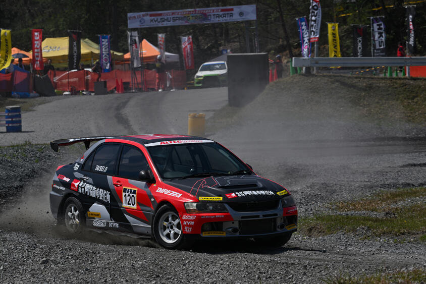 腕を磨くなら大学の自動車部がアリ！　全日本ダートラで活躍する自動車部出身ドライバーに直撃取材した