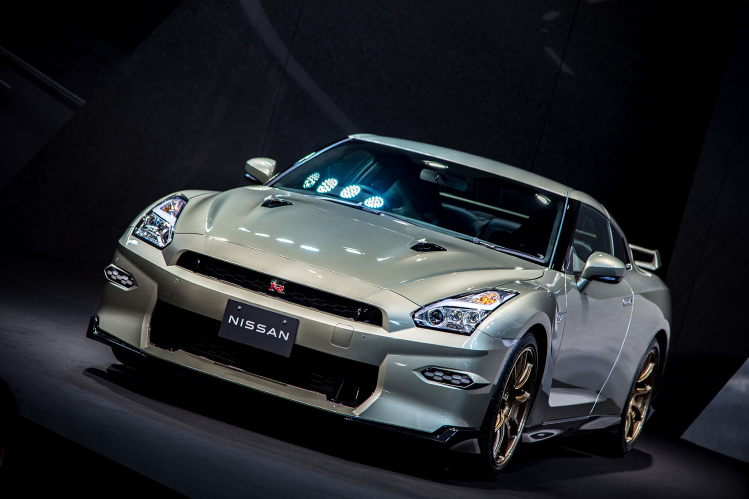 日産GT-Rのフロントスタイリング