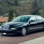 【画像】市販化目前で経営破綻！　結果世界に３台だけしか存在しない幻の４ドアブガッティ「EB112」 〜 画像1