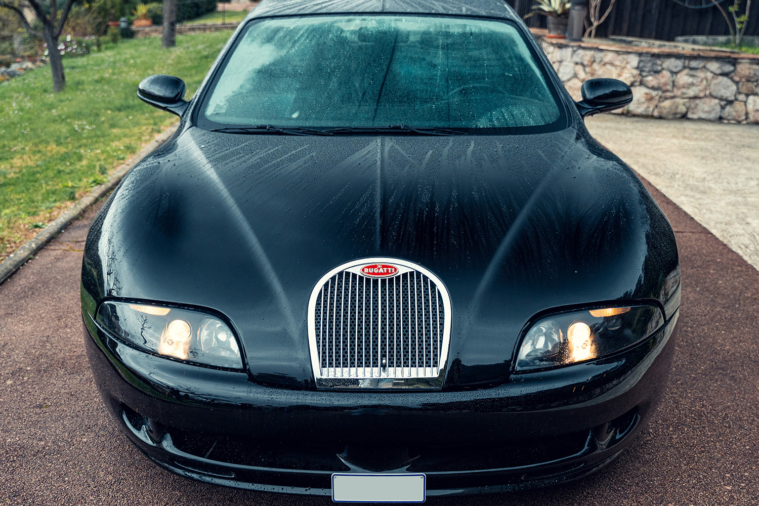 サルーンの皮を被ったスーパーカー「ブガッティEB112」は世界にたった3台しか存在しない激レア車だった 〜 画像12