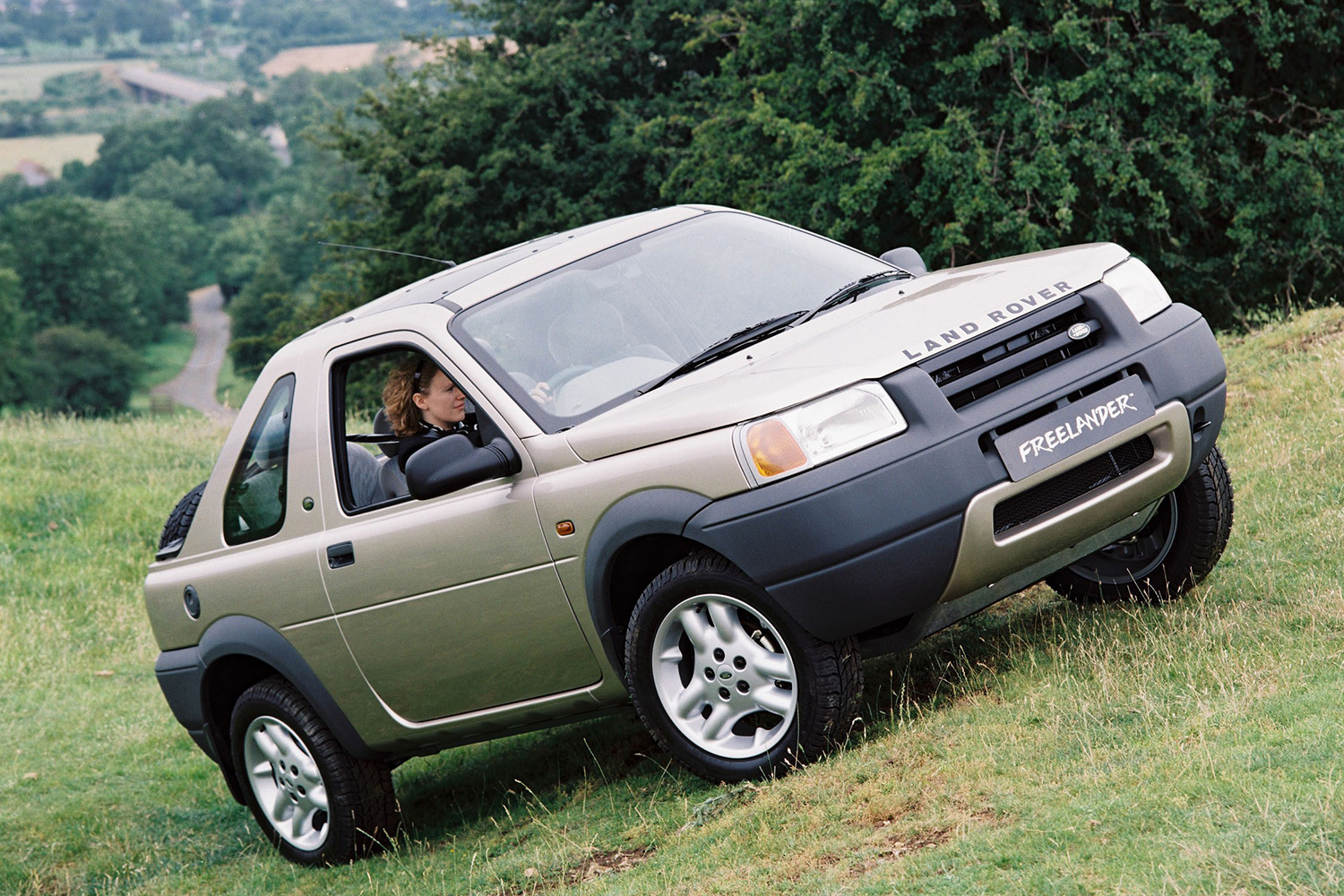 ランドローバーが復活をたくらむ「フリーランダー」とは 〜 画像23