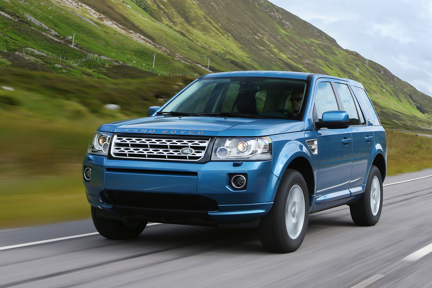 ランドローバーが復活をたくらむ「フリーランダー」とは 〜 画像33