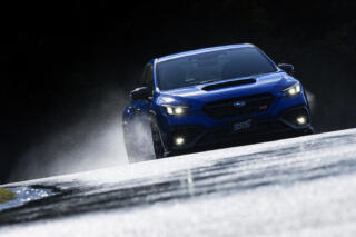 期間限定申し込み抽選で600台のみスバルWRX STI Sport#は走りに全振りした渾身の１台
