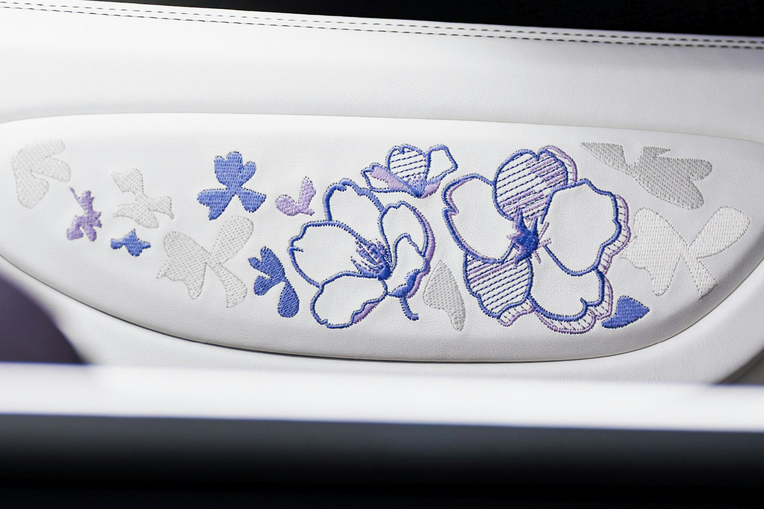 20260410_bugatti_caroline_013 〜 画像13