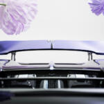 【画像】愛娘向けに作った花柄シートに花柄ウイングのキュートなクルマ……だが中身は1600馬力で最高速450km/hの怪物ブガッティってどんだけアンマッチ!? 〜 画像16