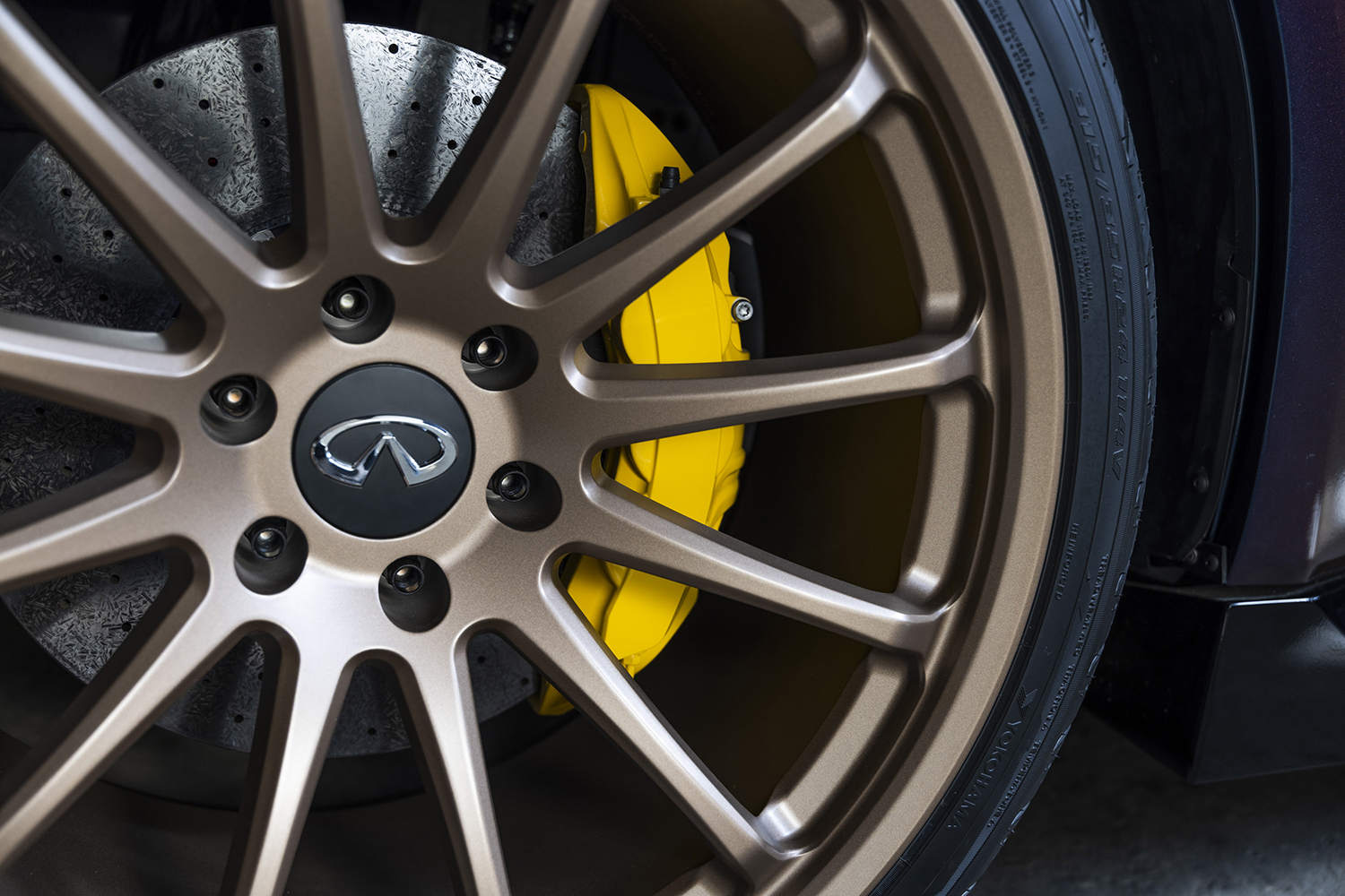 インフィニティ QX80 R-SPECのブレーキ