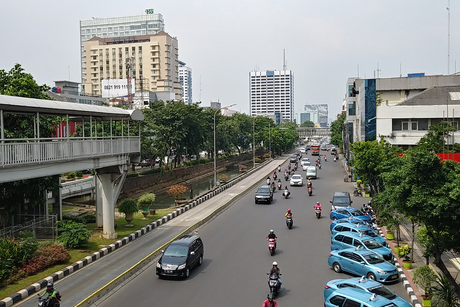 目立つ路線が再び旧型バスばかりになったわけ 〜 画像5