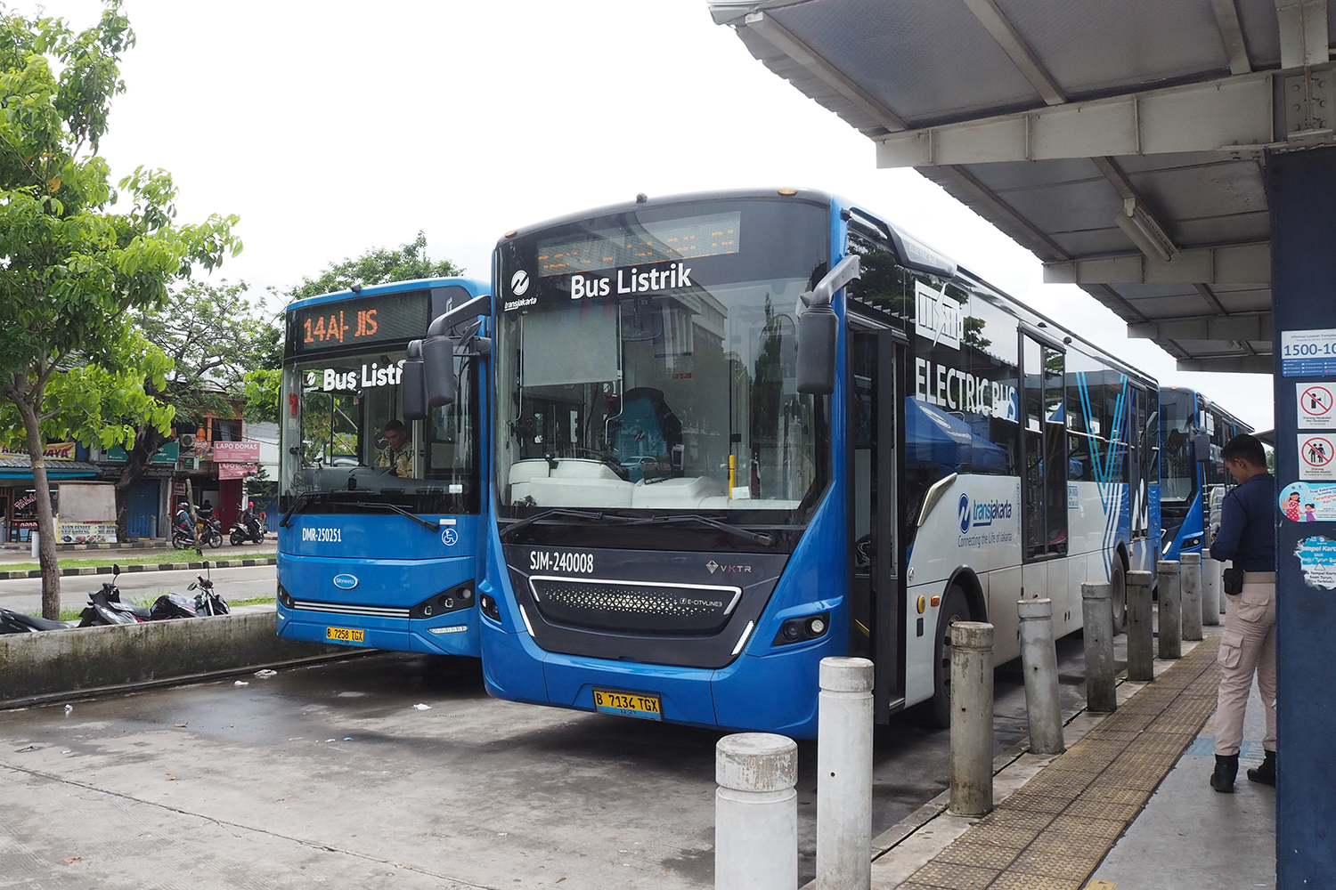 目立つ路線が再び旧型バスばかりになったわけ 〜 画像11