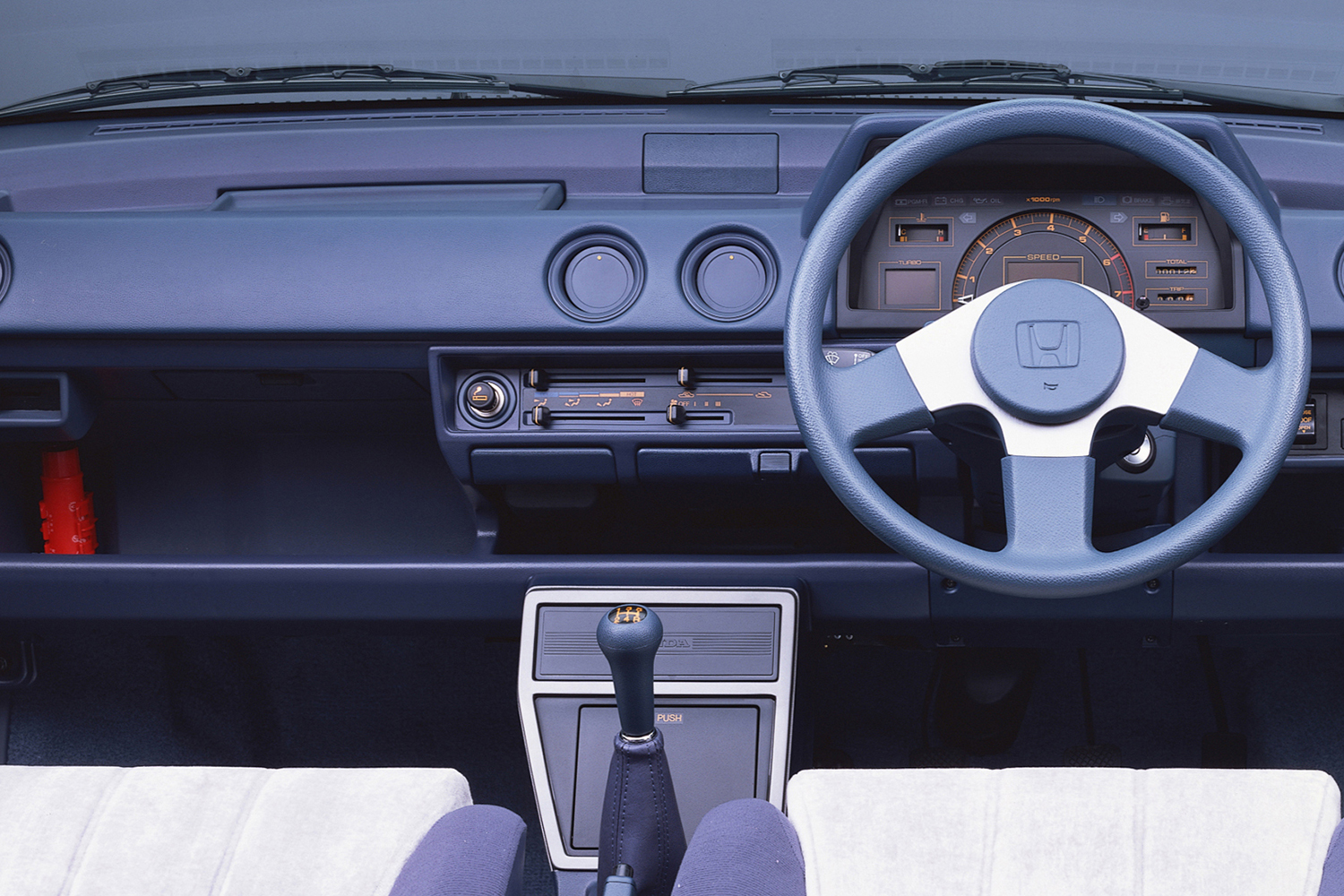 ホンダ・シティターボ IIのインパネ