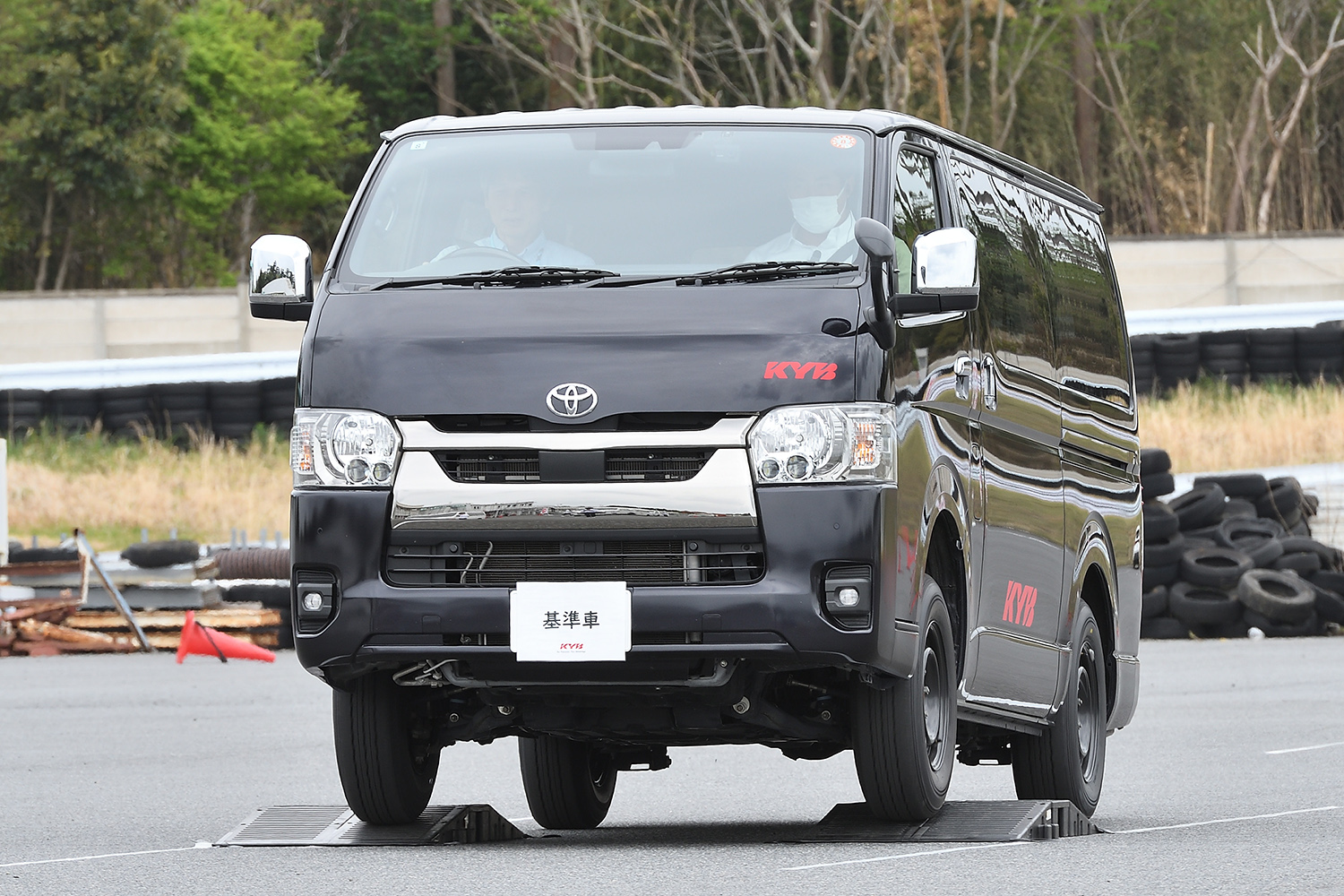 自由自在にショックアブソーバーを制御するカヤバの新サス「アクトライド」が革命的だった 〜 画像16