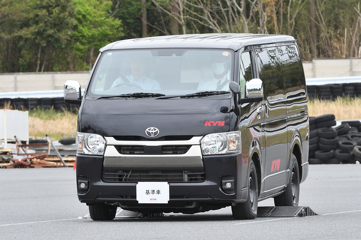 自由自在にショックアブソーバーを制御するカヤバの新サス「アクトライド」が革命的だった 〜 画像17