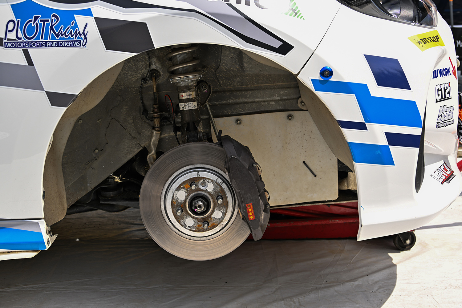 松倉選手の「DL☆セキネン鹿ソニックLOVCAヤリス」のブレーキ 〜 画像45