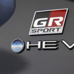 【画像】ヤリスクロスが欧州で超イケメン化！　日本仕様もこの顔にしてほしい!! 〜 画像1