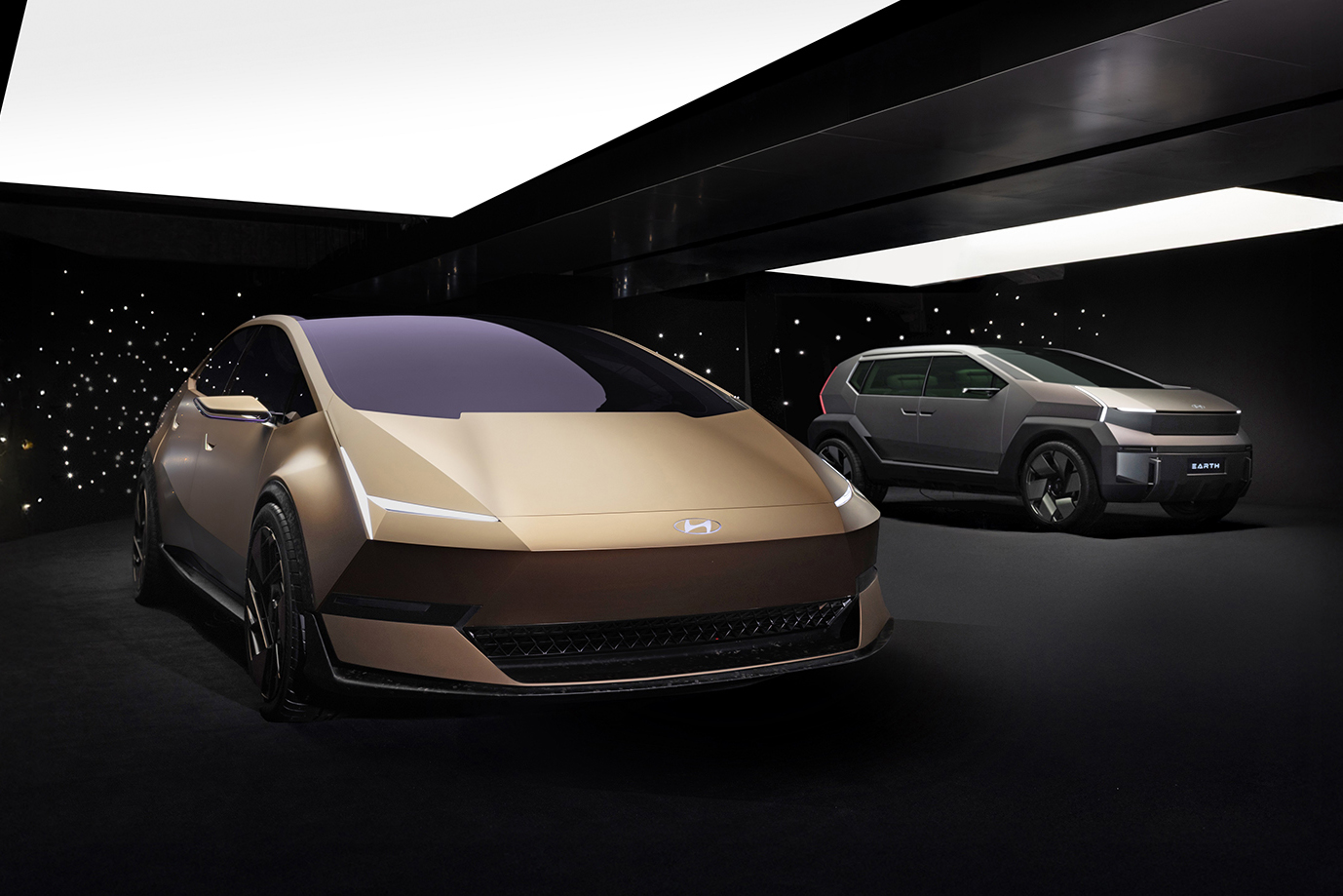 ヒョンデのアイオニック・ビーナスとアイオニック・アース