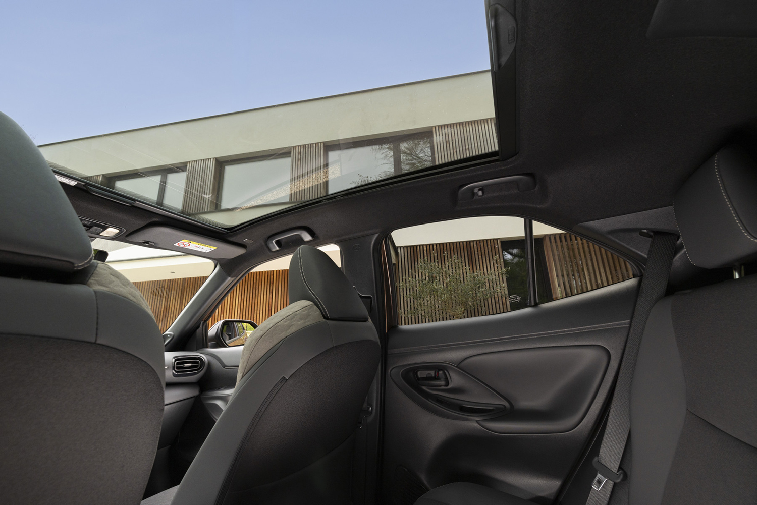 20260417_yariscross_028 〜 画像28