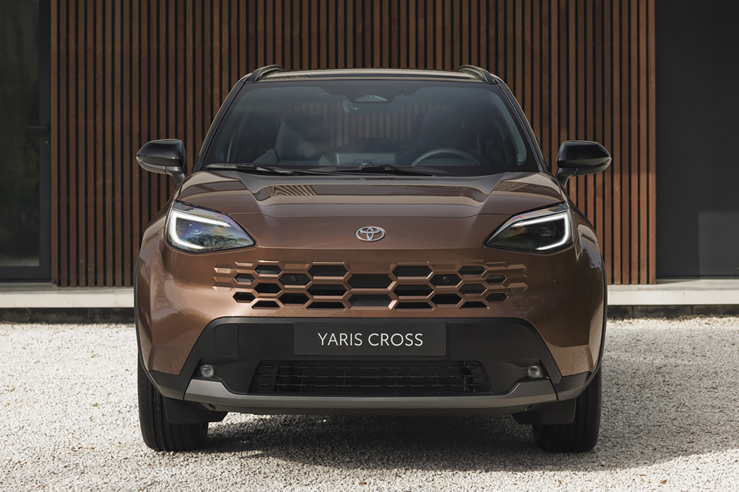 トヨタ・ヤリスクロスの真正面フロントスタイリング
