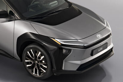 久しぶりにライバルをガンガンに意識したトヨタの姿に感激！　新型bZ4Xが販売絶好調!!