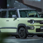 【画像】売る予定はなし……でもなぜかモーターショーに展示！　インドネシアでスズキ・クロスビーに人が殺到した謎 〜 画像3