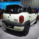 【画像】売る予定はなし……でもなぜかモーターショーに展示！　インドネシアでスズキ・クロスビーに人が殺到した謎 〜 画像6