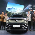 【画像】売る予定はなし……でもなぜかモーターショーに展示！　インドネシアでスズキ・クロスビーに人が殺到した謎 〜 画像7