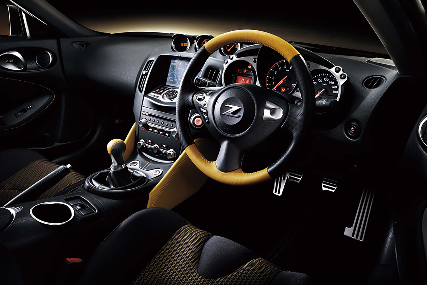 日産Zヘリテージエディションのインテリア 〜 画像16