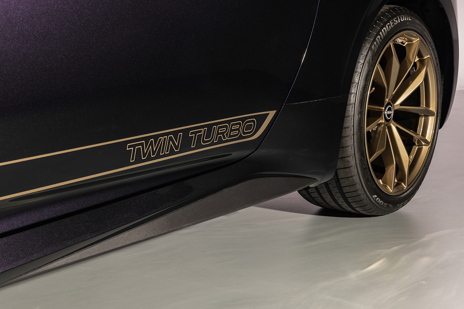 日産Zヘリテージエディションのボディサイドデカール