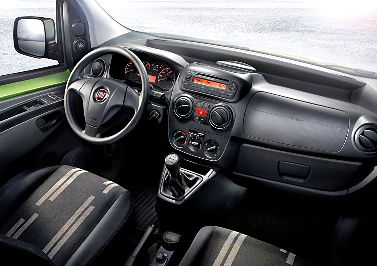 フィアット・フィオリーノのインテリア