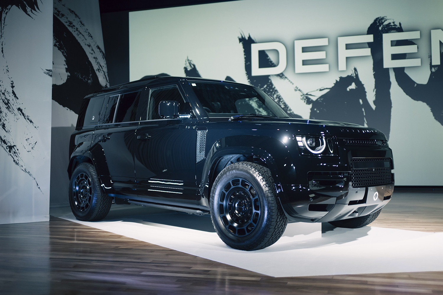 「なんちゃってＳＵＶ」とは別格なディフェンダーを岡田准一が選んだ理由 〜 画像3