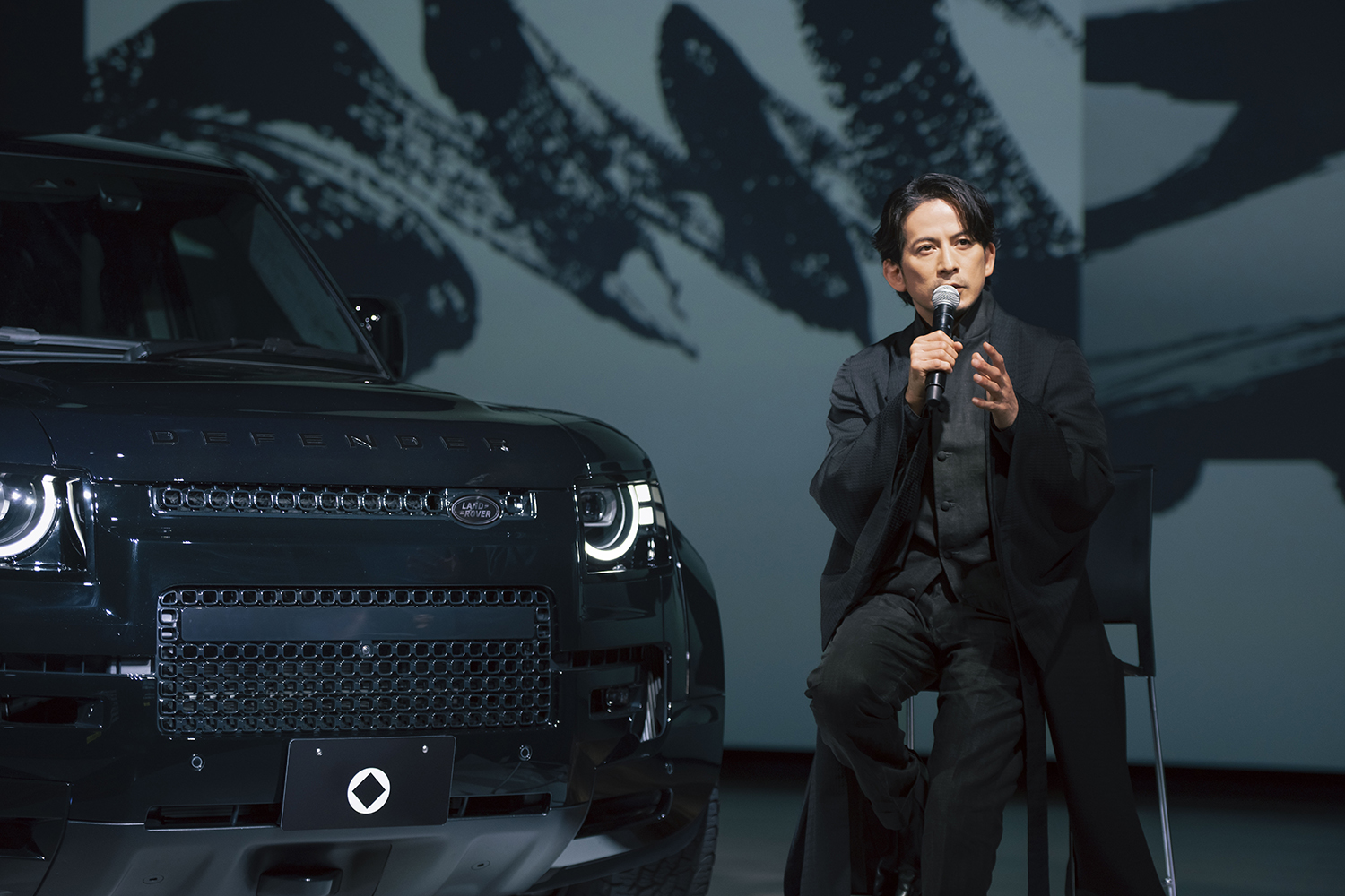 「なんちゃってＳＵＶ」とは別格なディフェンダーを岡田准一が選んだ理由 〜 画像4