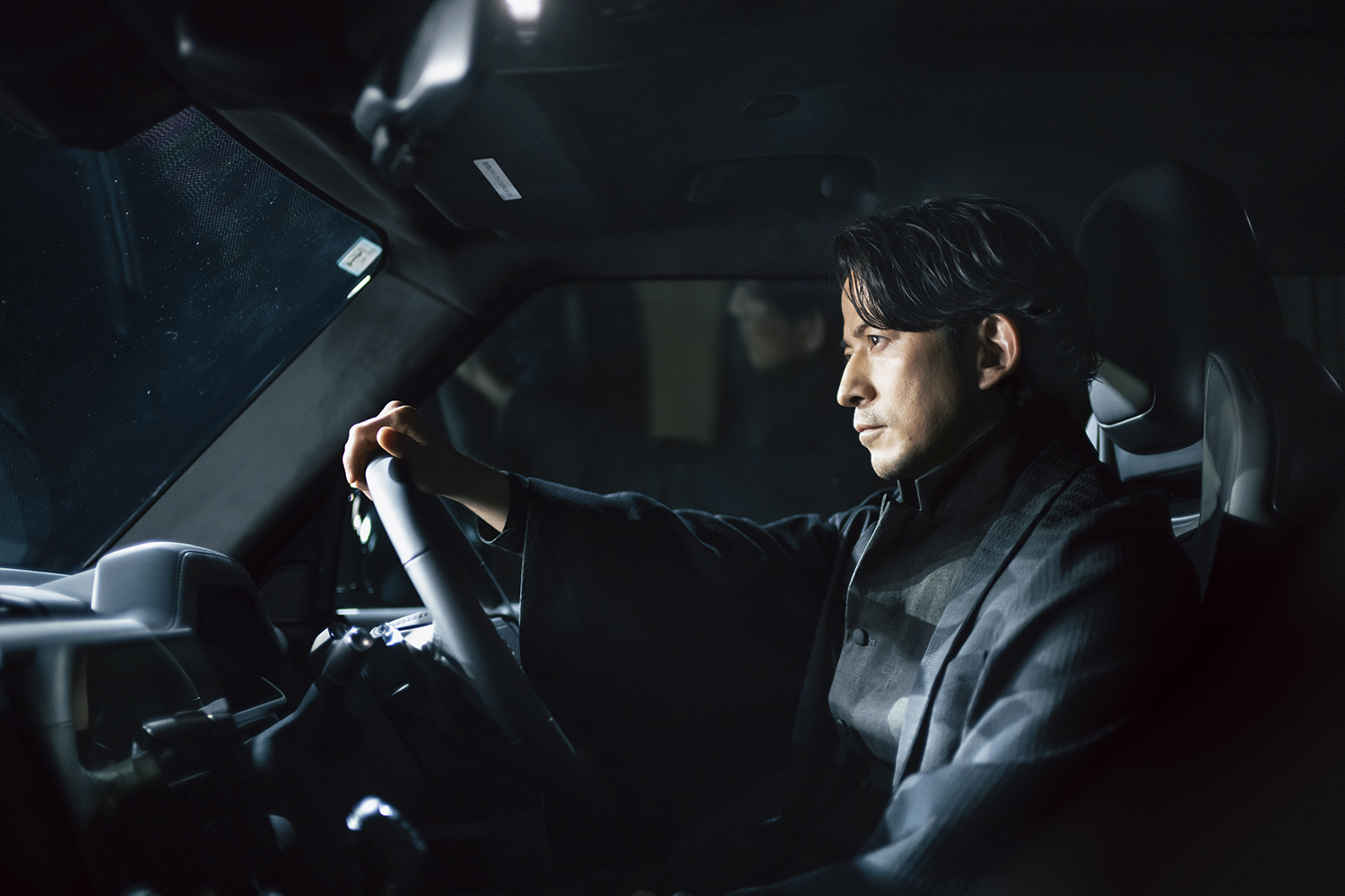 「なんちゃってＳＵＶ」とは別格なディフェンダーを岡田准一が選んだ理由 〜 画像6