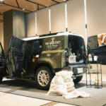 【画像】「プライベートでもディフェンダーを所有」　ディフェンダー×岡田准一でさらなるブランド強化に挑む 〜 画像12