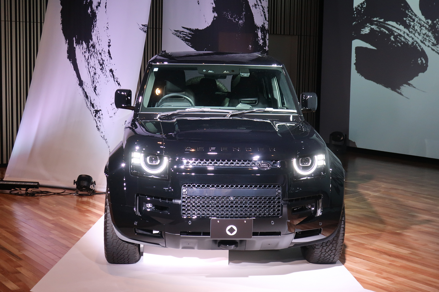 「なんちゃってＳＵＶ」とは別格なディフェンダーを岡田准一が選んだ理由 〜 画像23