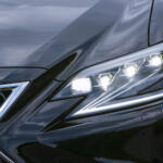 【画像】ガラス時代にはあり得なかった劣化！　ヘッドライトの黄ばみはスタイリッシュさを追求した代償だった 〜 画像7