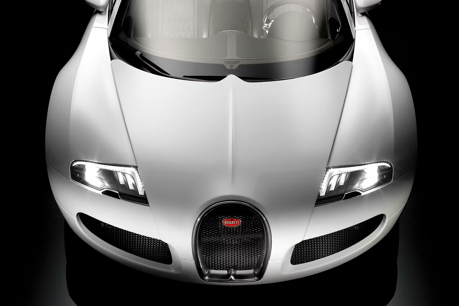 ブガッティがVWグループ離脱でどうなるかが気になる 〜 画像10