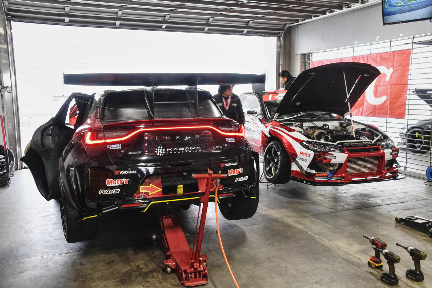 フォーミュラ・ドリフト・ジャパンにレクサスLBXモリゾウRRが衝撃デビュー 〜 画像1