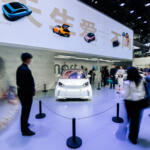 【画像】メルセデス×ジーリーでスマートもつまらなくなった……と思ったらついに！　あのインパクト絶大だった「スマートフォーツー」がEVで蘇る!! 〜 画像49