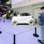 【画像】メルセデス×ジーリーでスマートもつまらなくなった……と思ったらついに！　あのインパクト絶大だった「スマートフォーツー」がEVで蘇る!! 〜 画像50