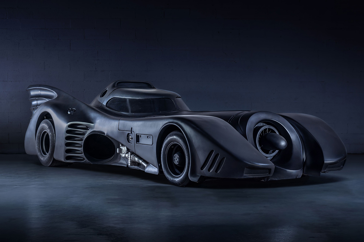 バットマンのバットモービルのフロントスタイリング 〜 画像20