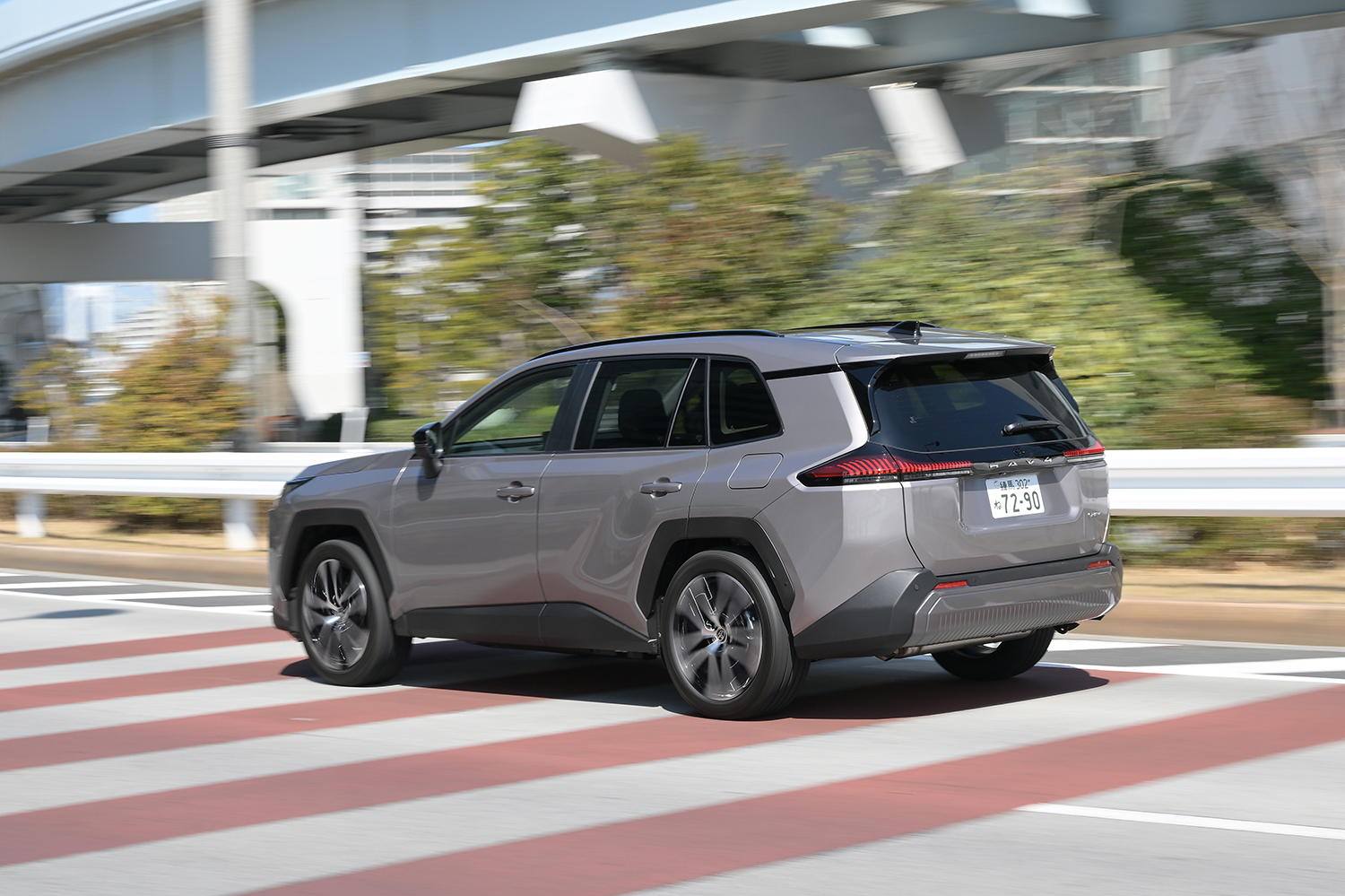 新型トヨタRAV4に中谷明彦が試乗 〜 画像4