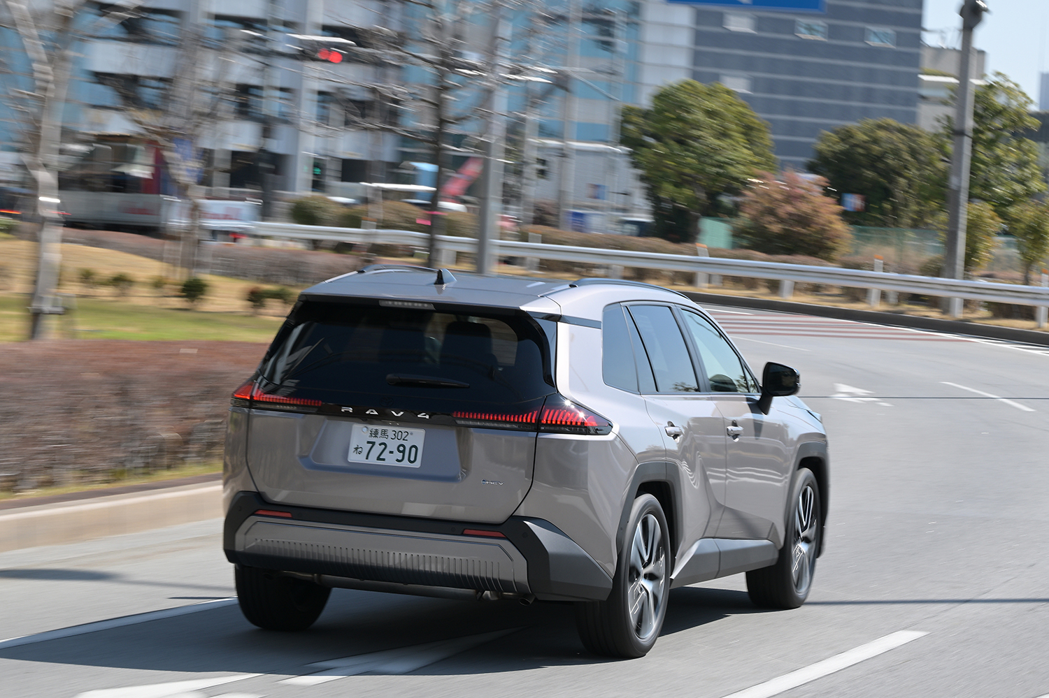 新型トヨタRAV4 Zグレードの走り