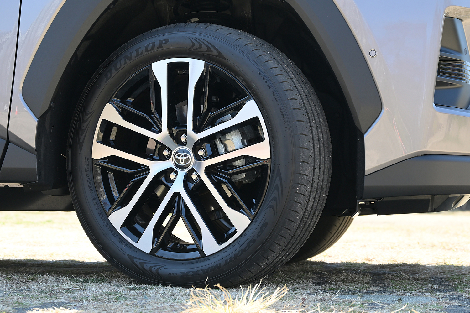 新型トヨタRAV4に中谷明彦が試乗 〜 画像23