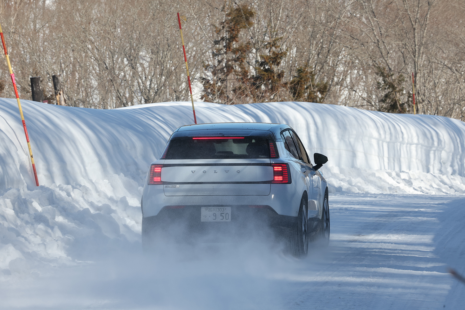 ボルボEX30のツインモーター4WDモデルの雪上性能を検証 〜 画像2